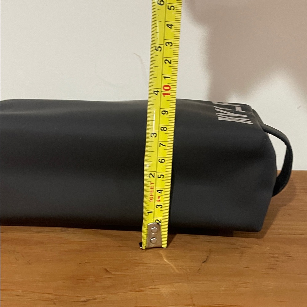 🍉 YSL MYSLF ABSOLUTE Black Toiletry Bag with Silver MYSLF Logo - Picture 11 of 16